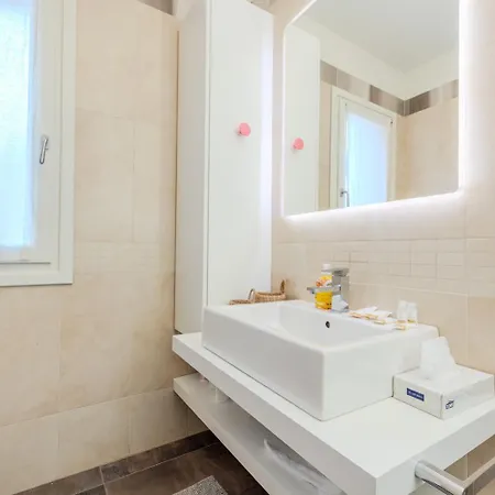 Historic Center, Veranda Con Vista, Private Parking E Wifi 아파트 올비아