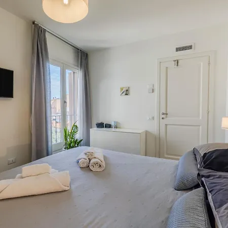 아파트 Historic Center, Veranda Con Vista, Private Parking E Wifi *